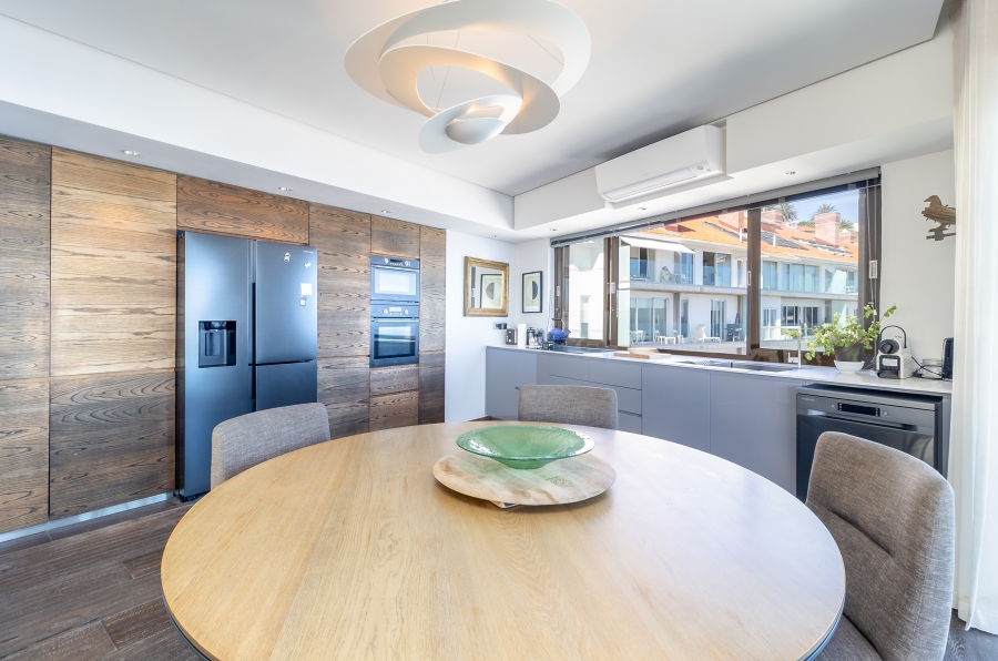 To Let 2 Bedroom Property for Rent in Bantry Bay Western Cape